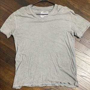 Buckle T-shirt